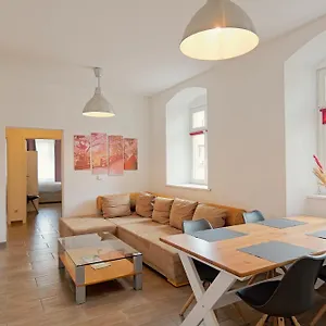 Spacious Family In Apartment